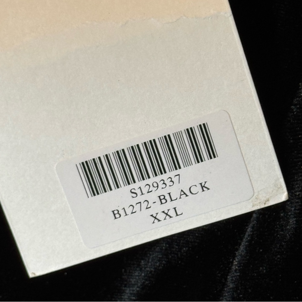 NWT Tuckernuck Pomander Place Black Velvet Lillith Dress - Picture 11 of 13